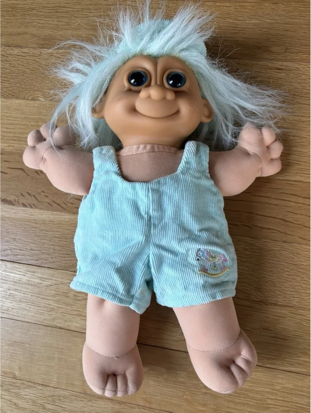 Vintage Russ Troll Kidz Item 2320, Soft Body Blue Hair & Eyes Mint Jumper 13